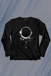 Ay Üzerinde Kara Delik Dünyaya Abkan Astronot Cosmos Uzun Kollu Tişört Baskılı T-Shirt - Thumbnail