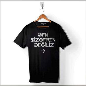 Ben Şizofren Değiliz İlüzyon İllusion Esprili Baskılı Tişört Unisex T-Shirt