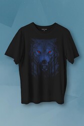 Gece Vahşi Ormada Bozkurt Bordo Maviz Gözlü Kurt Wolf Baskılı Tişört Unisex T-shirt - Thumbnail