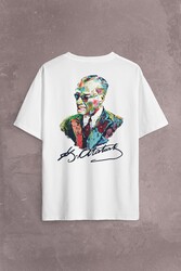 Karizma Gözlüklü Gazi Mustafa Kemal Atatürk Portresi Sırt Ön Baskılı Oversize Tişört Unisex T-Shirt - Thumbnail