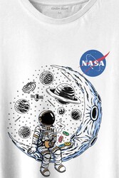 Nasa Logolu Ay Ayda Donut Yiyen Astronot Drinkin Coffee Baskılı Tişört Unisex T-shirt - Thumbnail