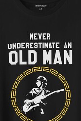 Never Undersestimate An Old Man David Mark Knopfler Baskılı Tişört Unisex T-Shirt - Thumbnail