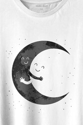 Uzayda Sarılan Ay Aşık Smile Cosmos Gülümsemesi Baskılı Tişört Unisex T-shirt - Thumbnail