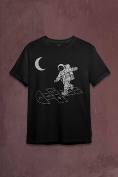 Uzayda Sek Sek Oyun Seksek Astronot Cosmos Baskılı Tişört Unisex T-shirt